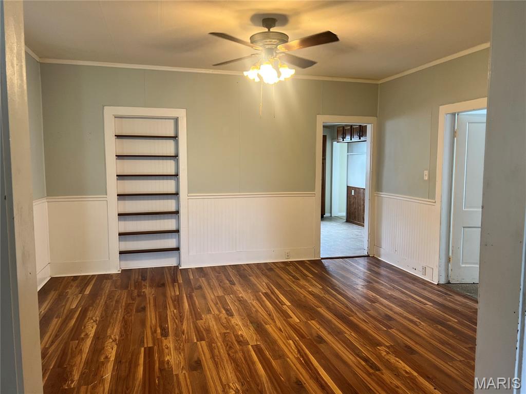 206 S Cedar Street Property Photo 10