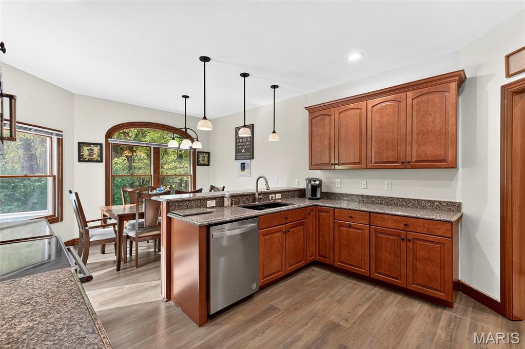 8 Jason Court Property Photo 16