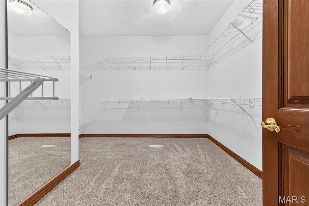 8 Jason Court Property Photo 27
