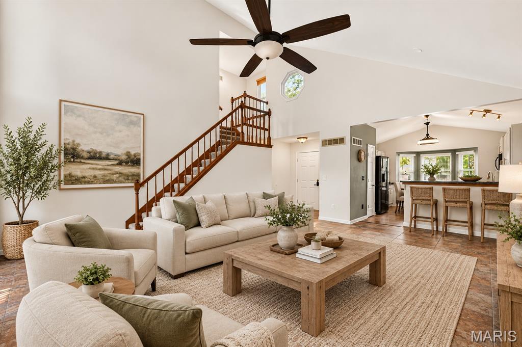 1529 Strawberry Glen Court Property Photo 3