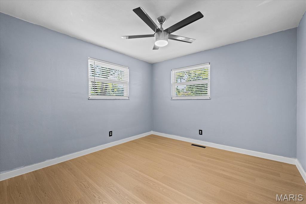 10 Chamberlain Court Property Photo 21