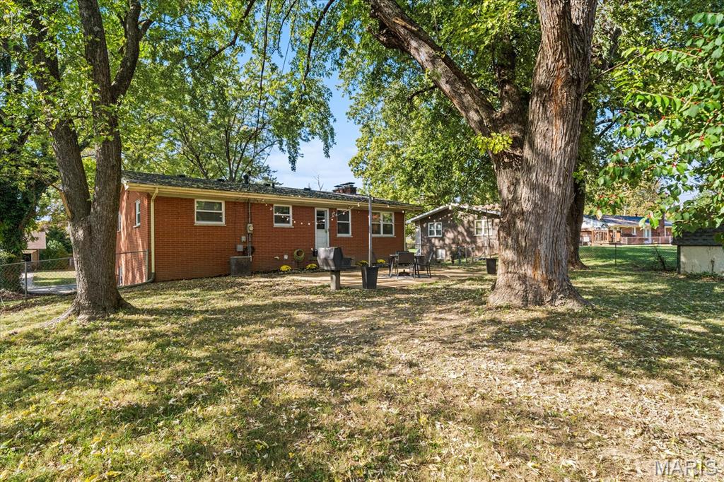 10 Chamberlain Court Property Photo 32