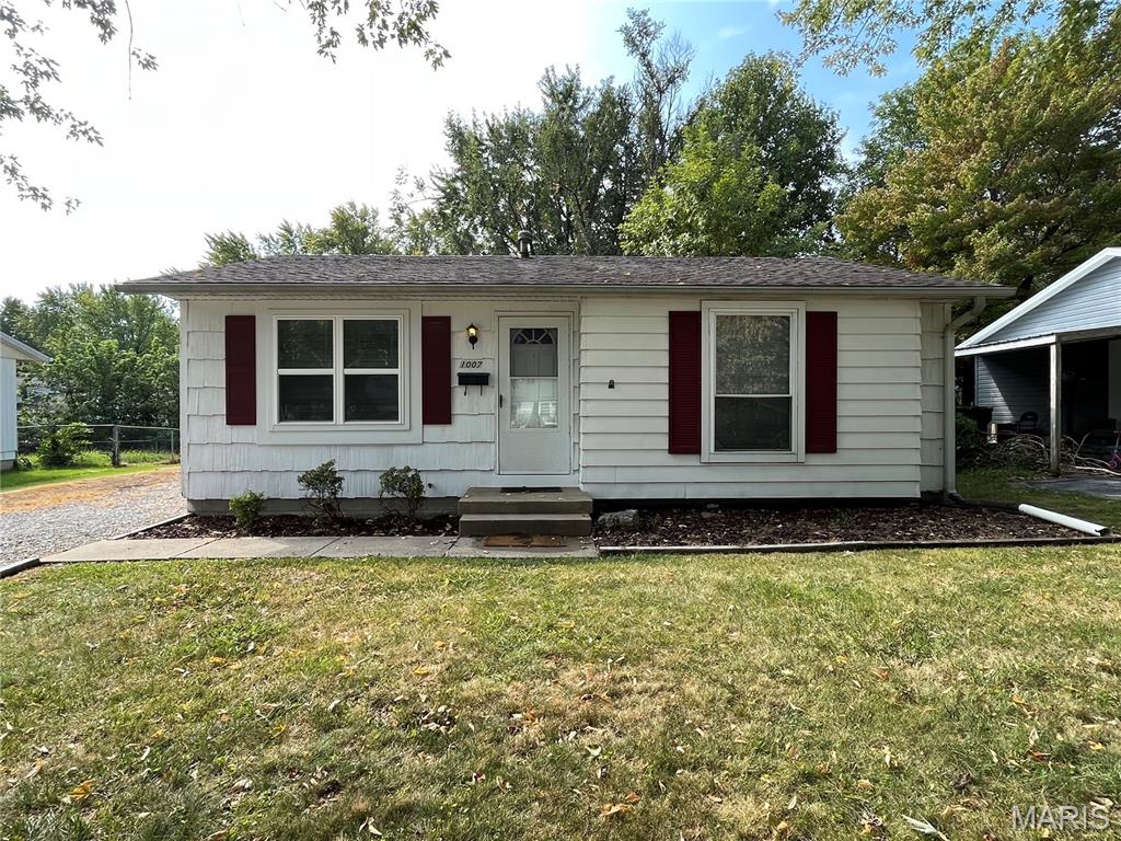1007 W Nixon Drive Property Photo 1