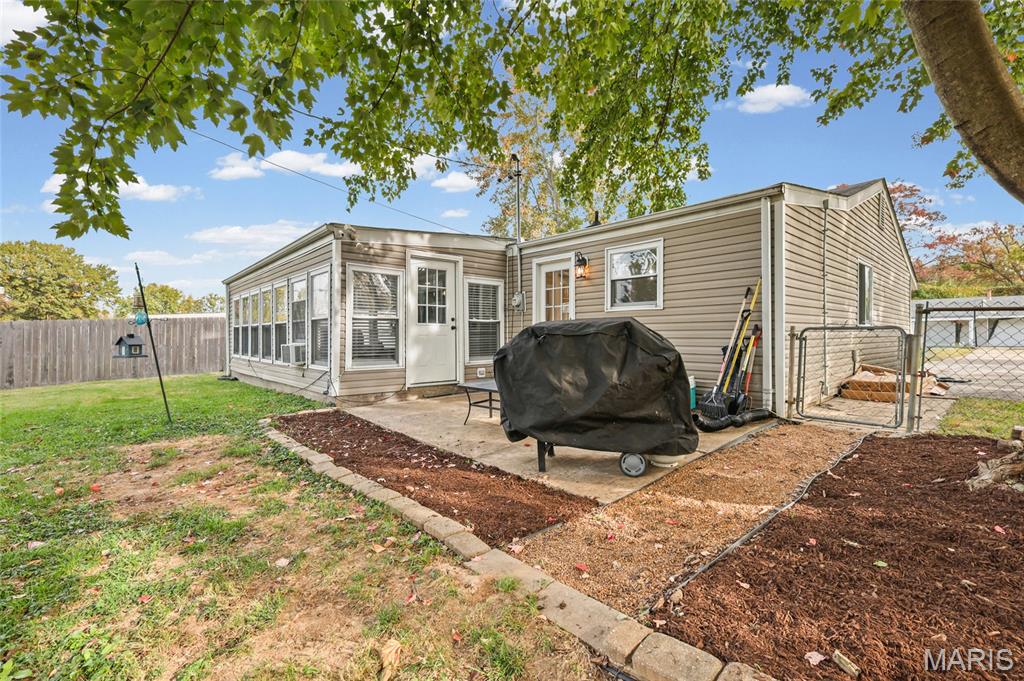 903 Taylor Place Property Photo 16