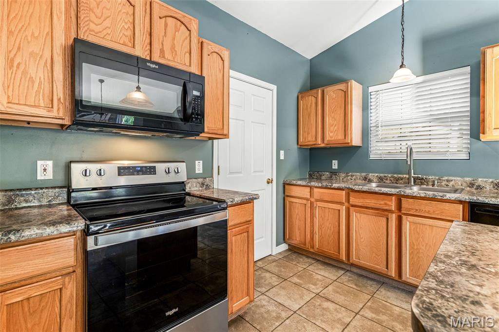 3880 Fountain City Road Property Photo 17