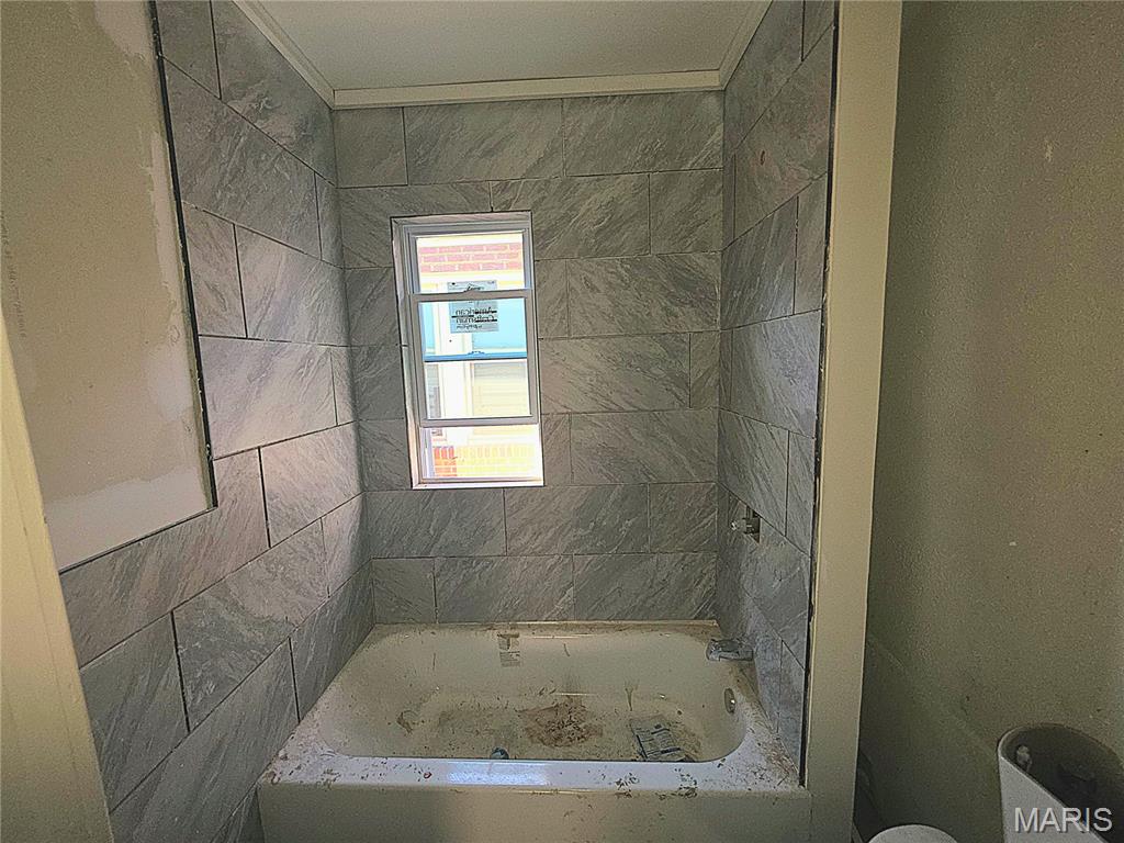 5917 Harney Avenue Property Photo 8