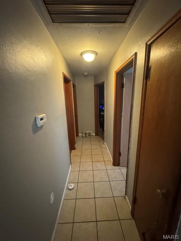 528 Ames Place Property Photo 4