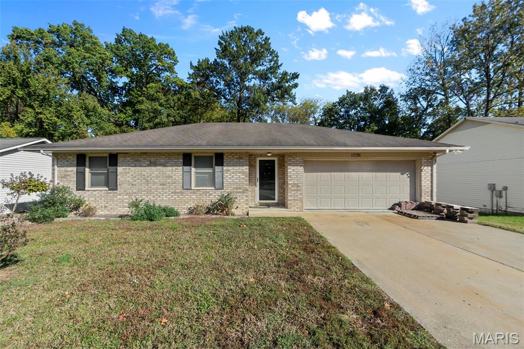 1736 Northwoods Court Property Photo 1
