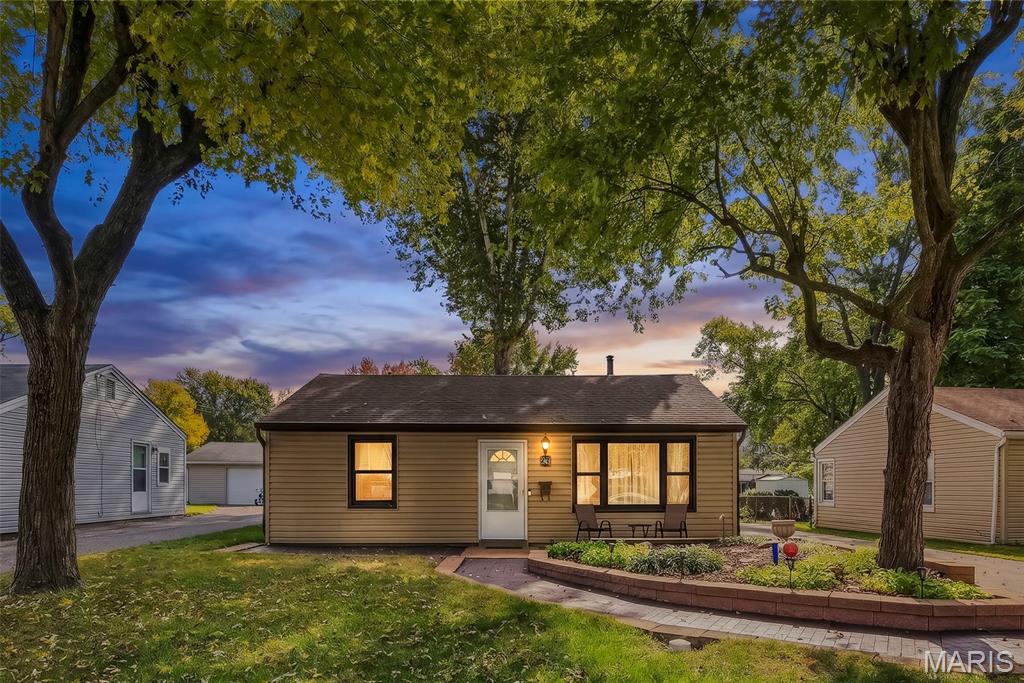 27 Mcnulty Drive Property Photo 1