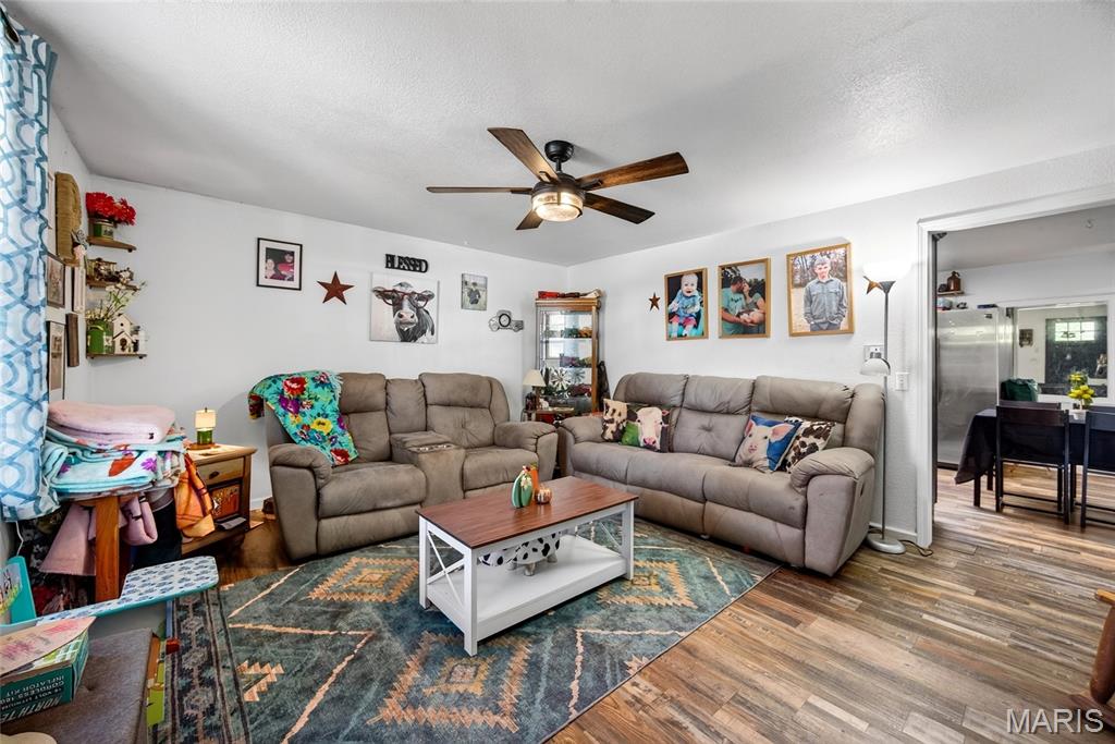 305 Greentown Road Property Photo 4