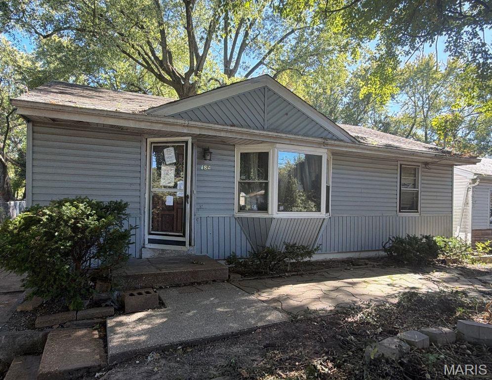 184 Bascom Drive Property Photo 1