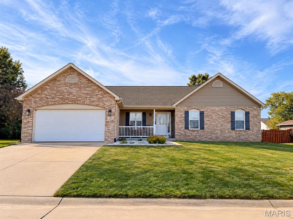 513 Stonefield Drive Property Photo 1