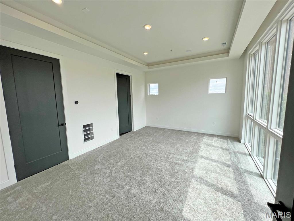 26069072 Property Photo 8