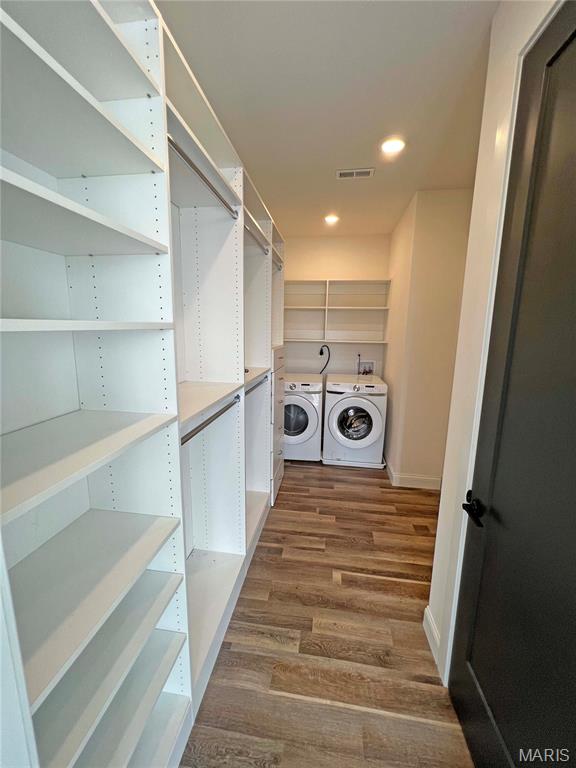 26069072 Property Photo 14