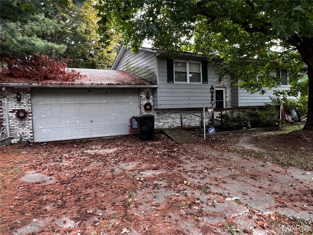 24 Courtesy Lane Property Photo 1