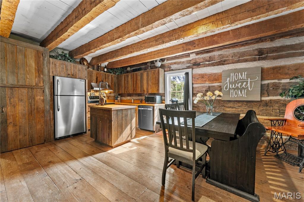 4505 Old Highway 100 Property Photo 5