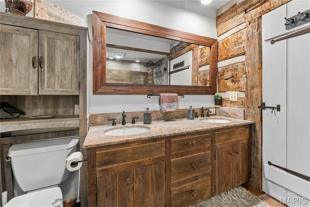 4505 Old Highway 100 Property Photo 16