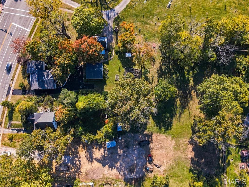 833 S Sappington Road Property Photo 7