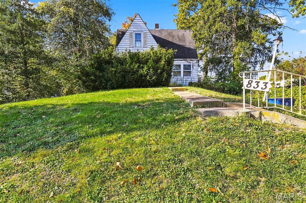 833 S Sappington Road Property Photo 10