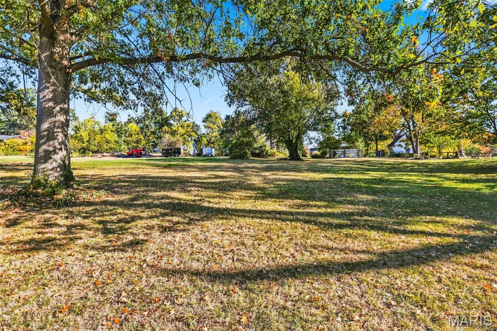 833 S Sappington Road Property Photo 18