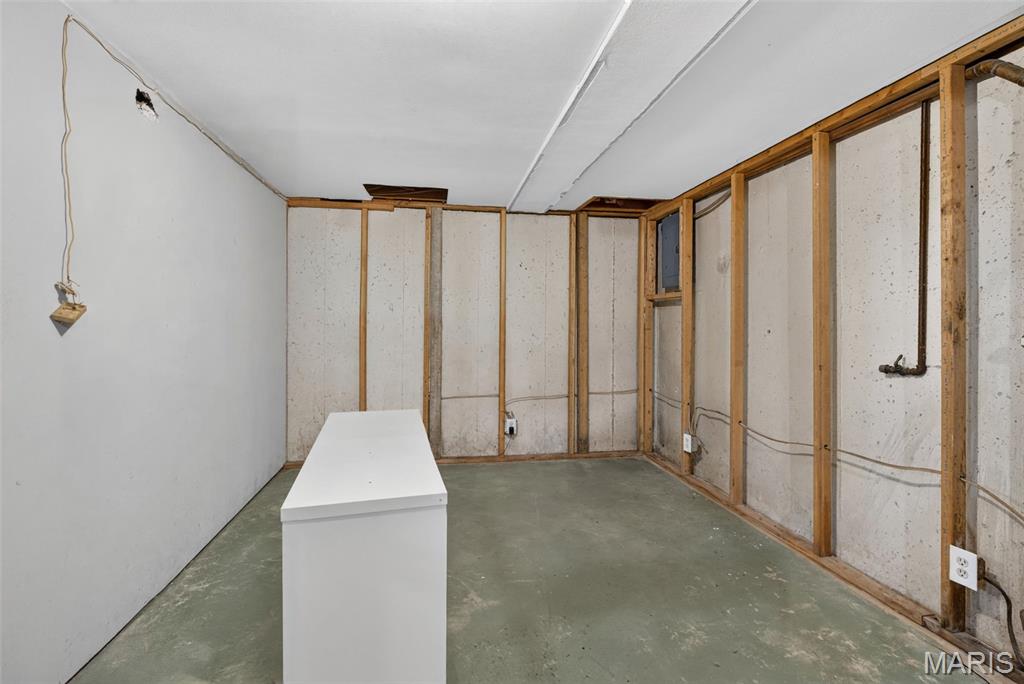 3326 Hannibal Drive Property Photo 27