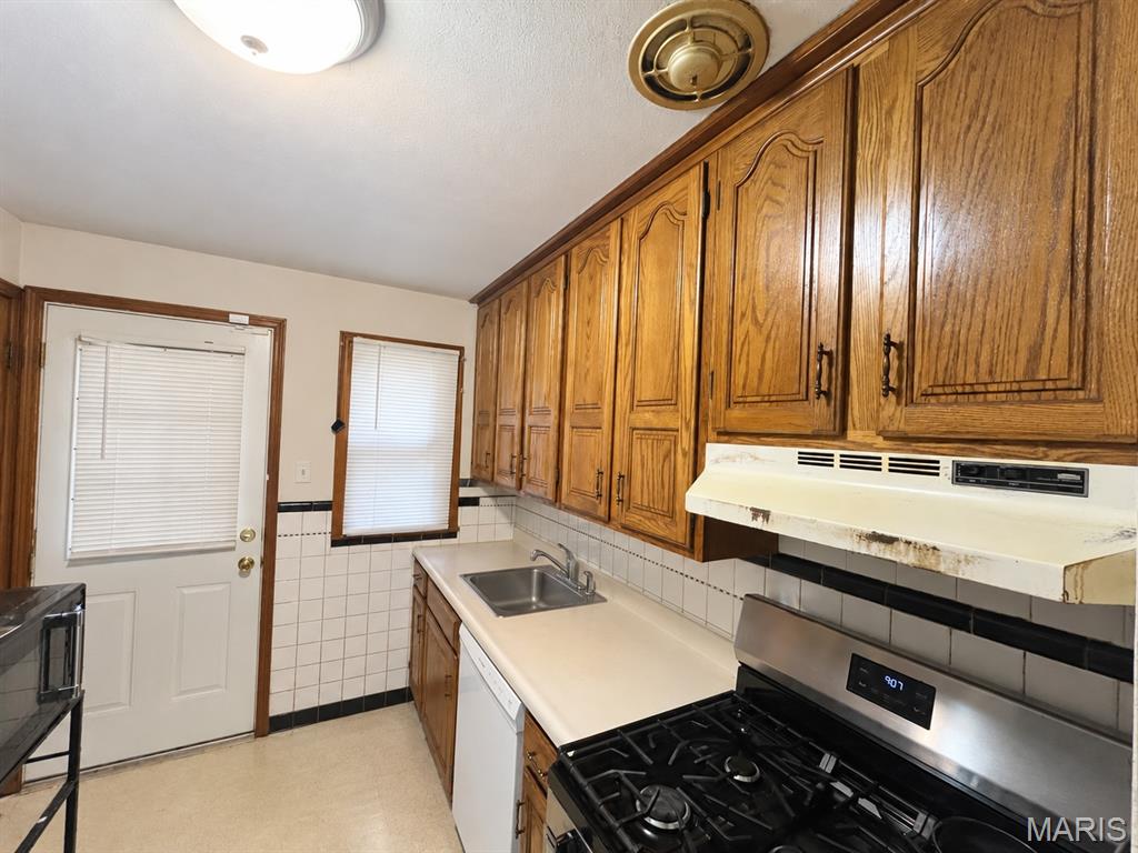 1234 Hoyt Drive Property Photo 2