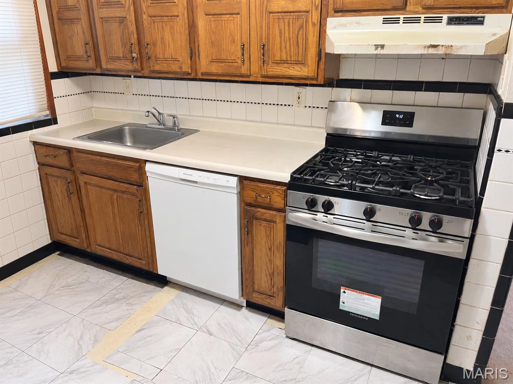 1234 Hoyt Drive Property Photo 3