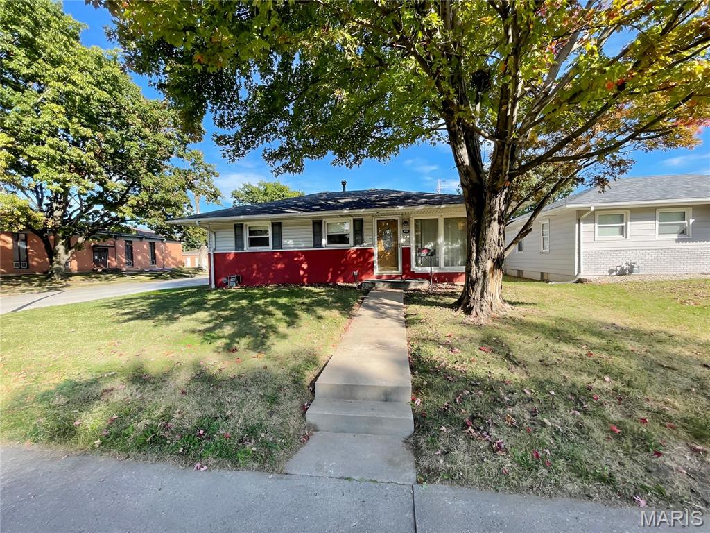 2936 Dogwood Drive Property Photo 2