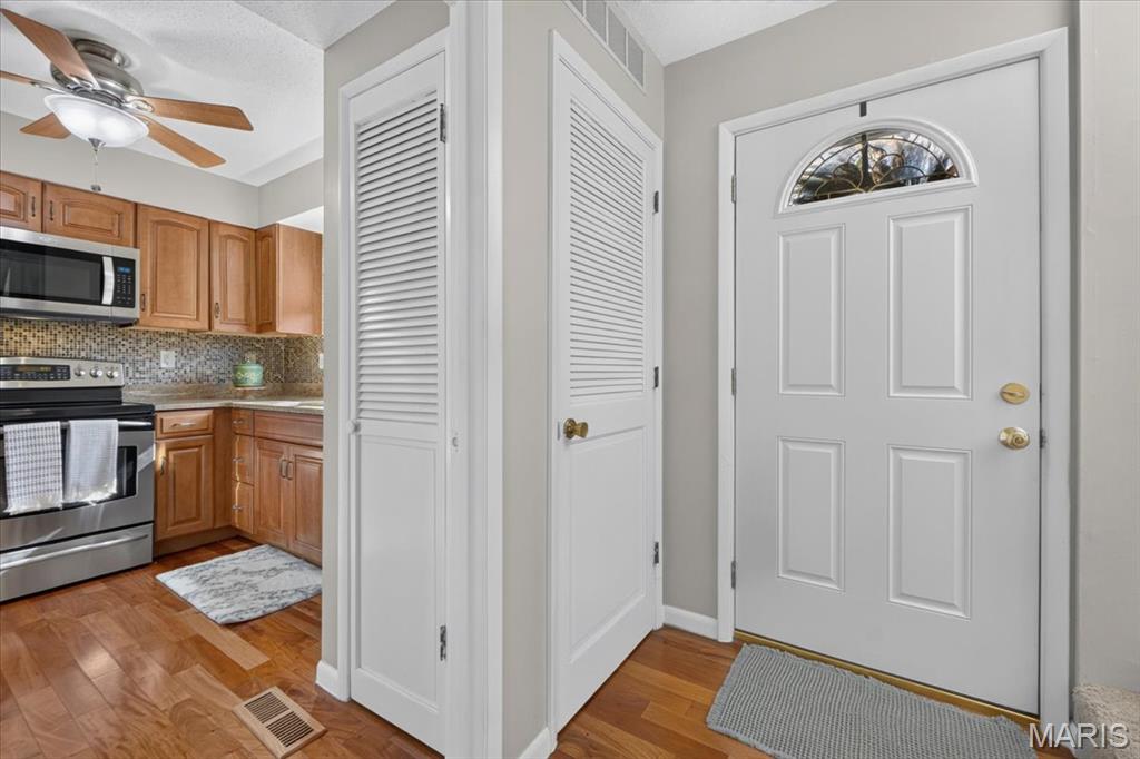 811 Knickerbacker Drive Property Photo 11