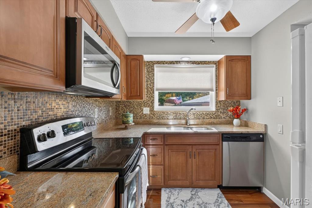 811 Knickerbacker Drive Property Photo 12