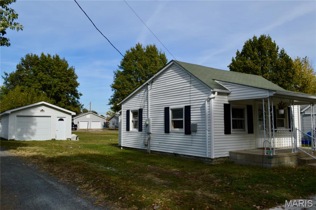 150 Maple Street Property Photo 1