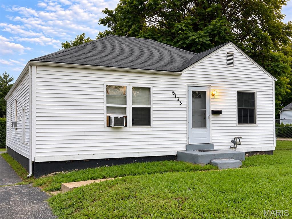 6135 Shillington Drive Property Photo 1
