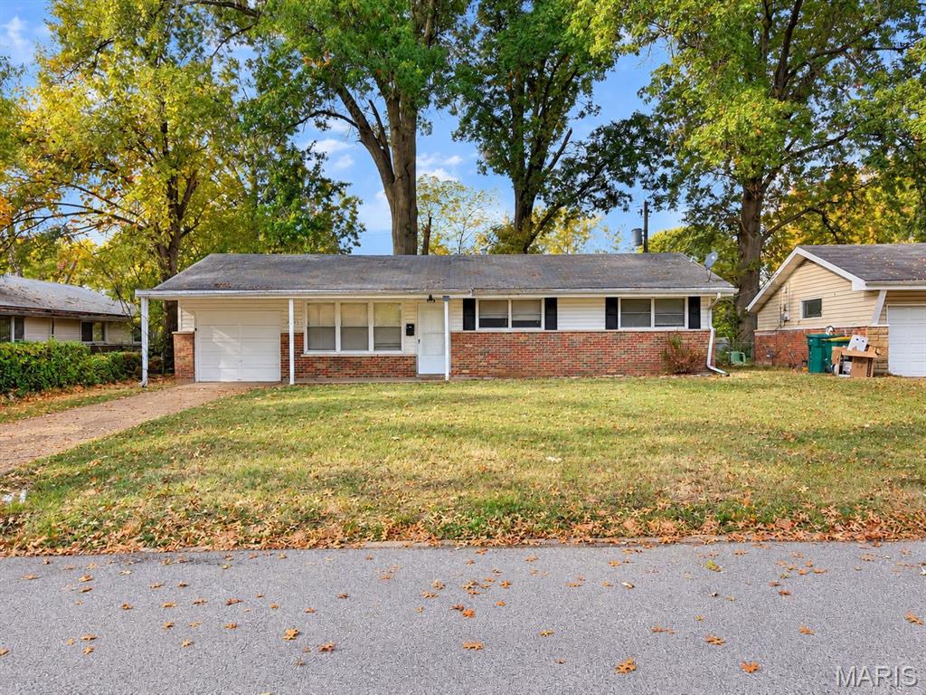9805 Duke Drive Property Photo 1