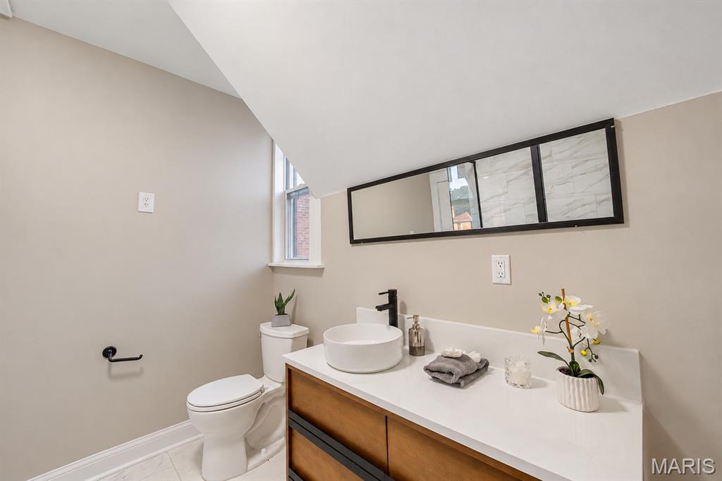 4015 Flad Avenue Property Photo 26