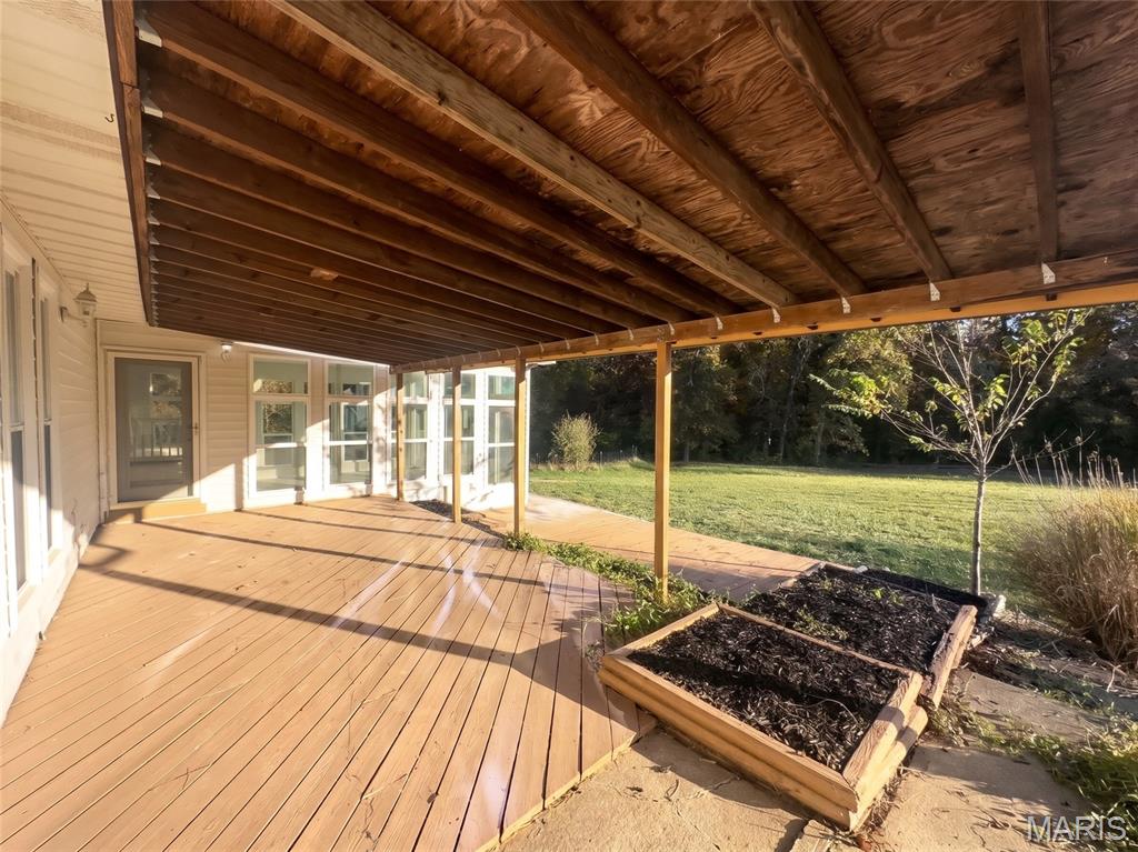 21846 Country Life Property Photo 47