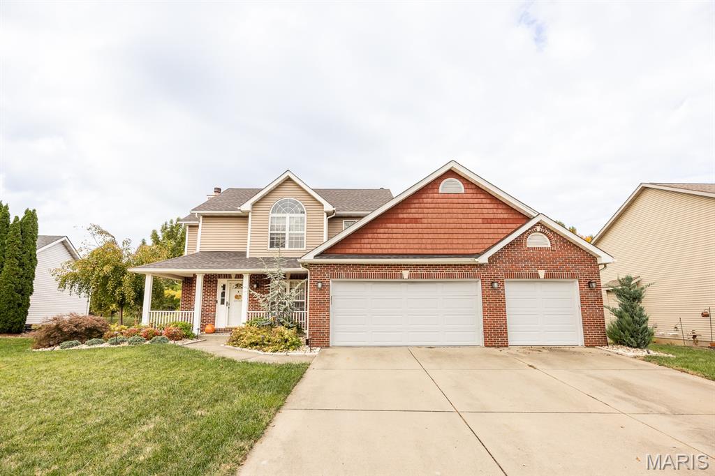 2751 Woodfield Drive Property Photo 1