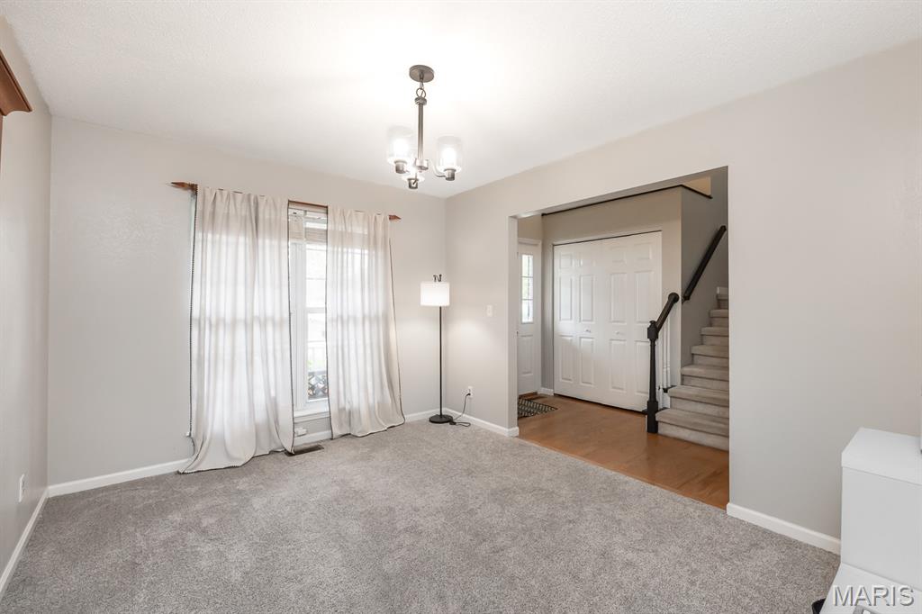 2751 Woodfield Drive Property Photo 13