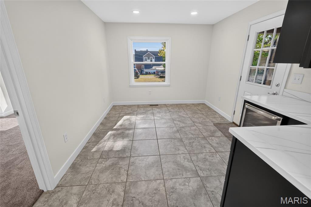 2039 Woodlawn Avenue Property Photo 20