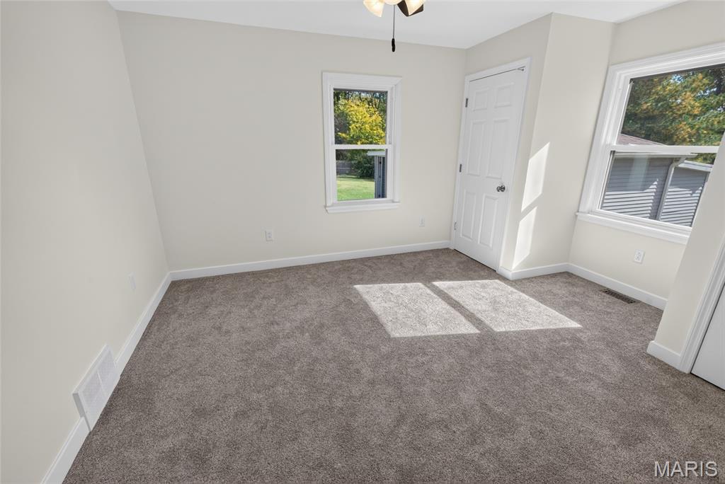 2039 Woodlawn Avenue Property Photo 25