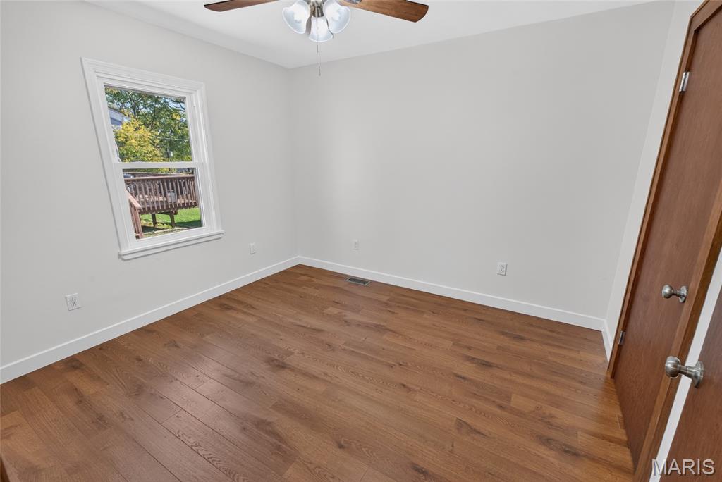 2039 Woodlawn Avenue Property Photo 29