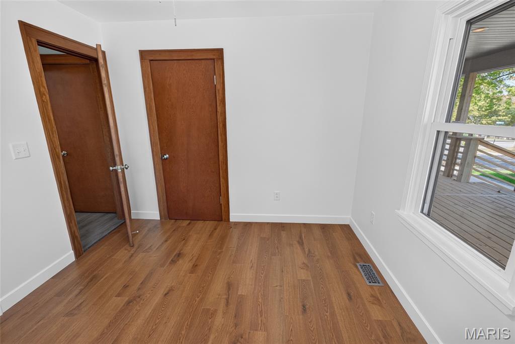 2039 Woodlawn Avenue Property Photo 34