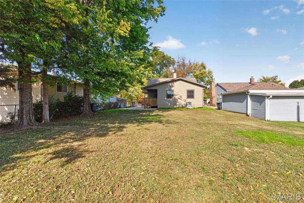 2039 Woodlawn Avenue Property Photo 49