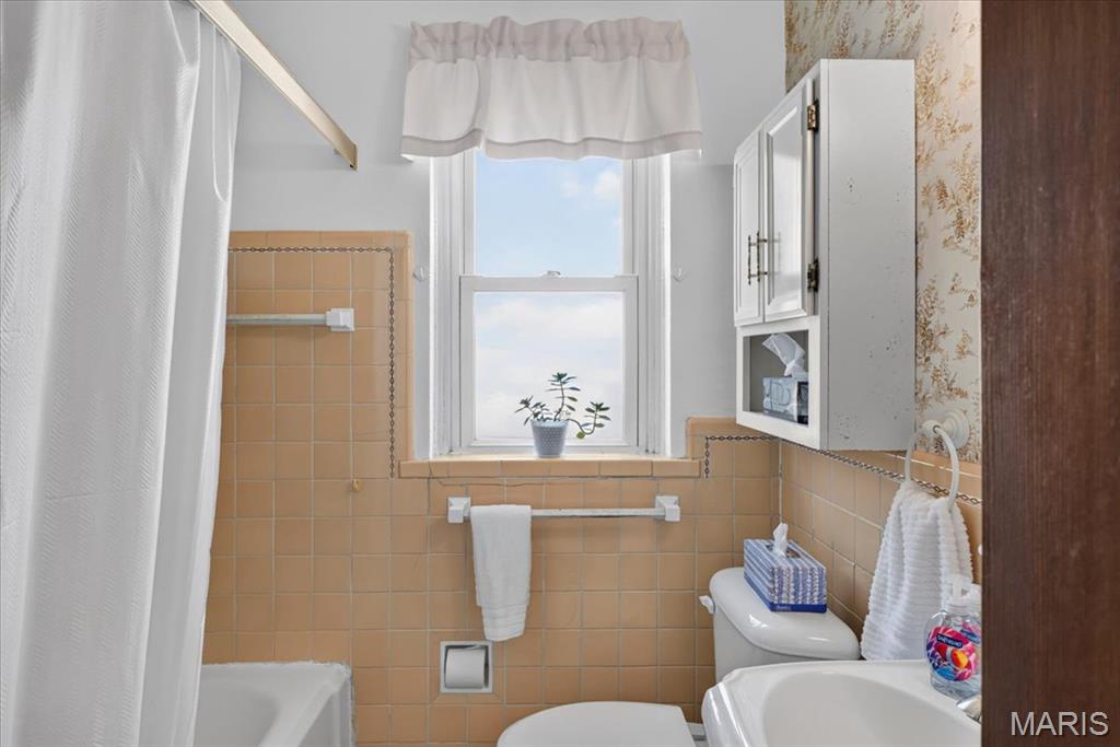 6800 Parkwood Place Property Photo 10