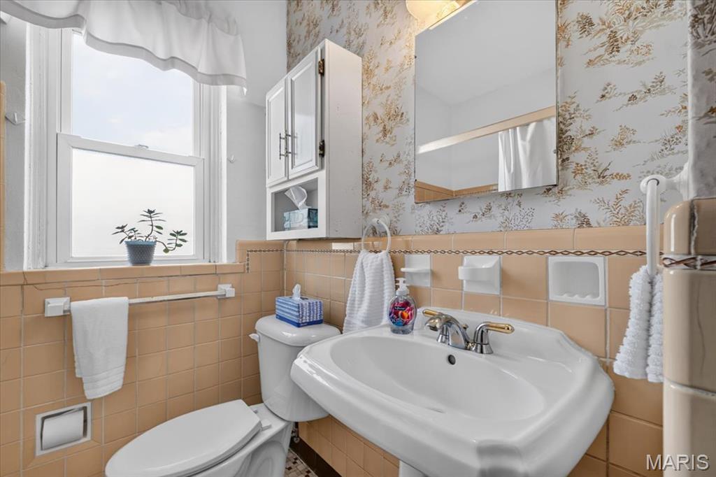 6800 Parkwood Place Property Photo 11