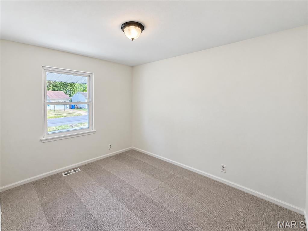 1505 Burning Tree Drive Property Photo 10