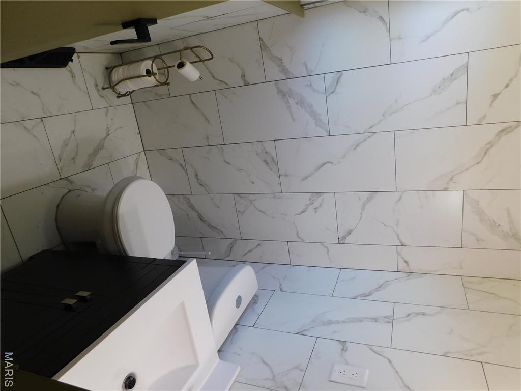 12 Charlotte Drive Property Photo 11