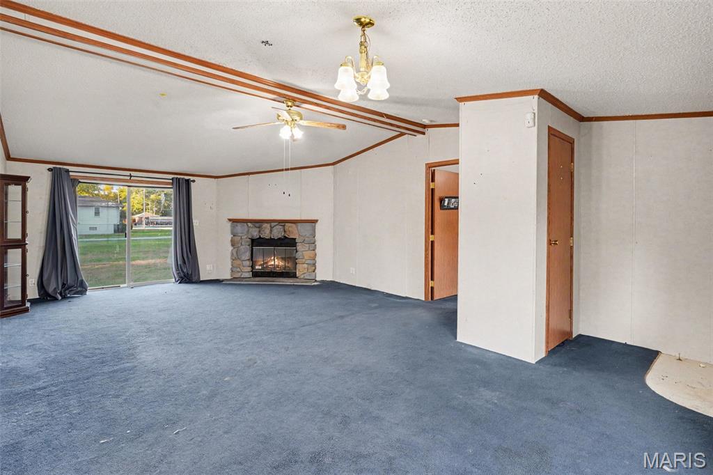 2021 Davis Street Property Photo 2