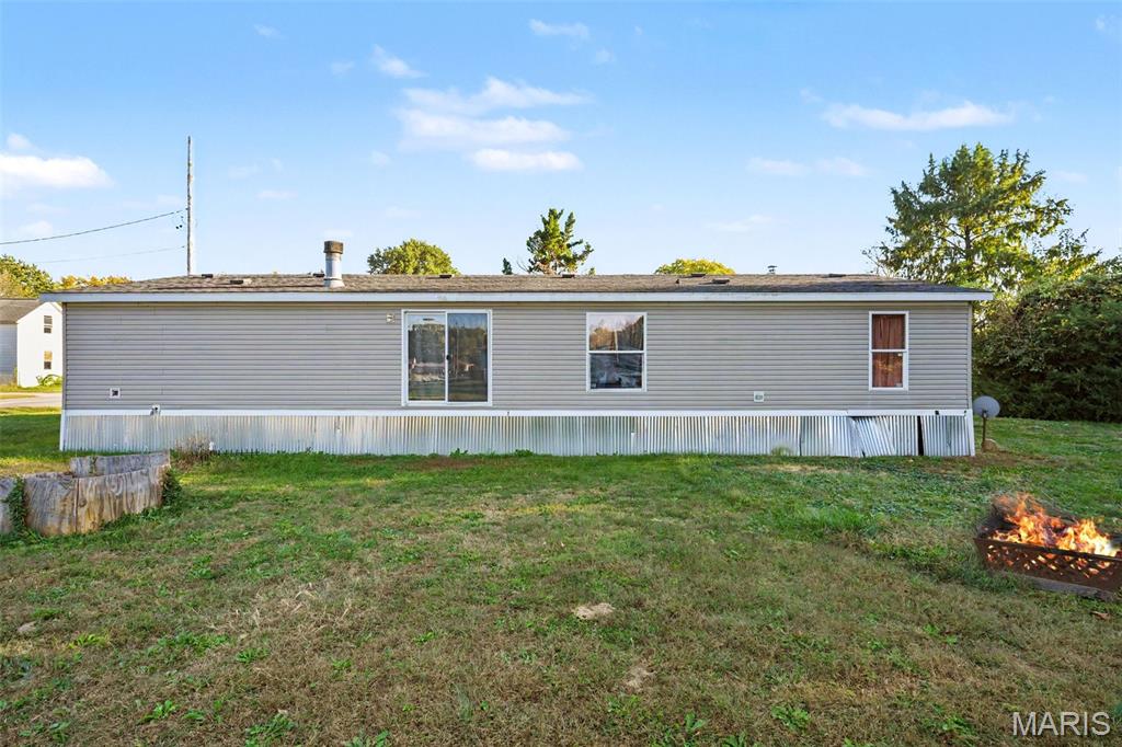 2021 Davis Street Property Photo 12