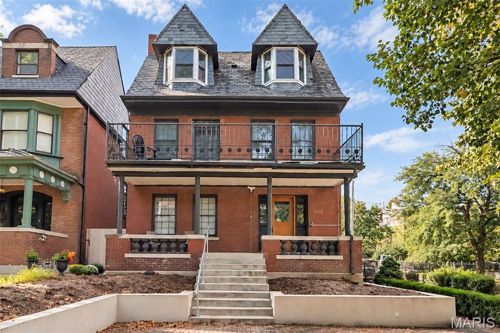 4552 Mcpherson Avenue Property Photo 1