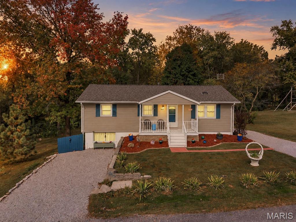 805 Rotary Street Property Photo 1